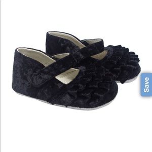 Robeez shoes for baby girl - Kate style